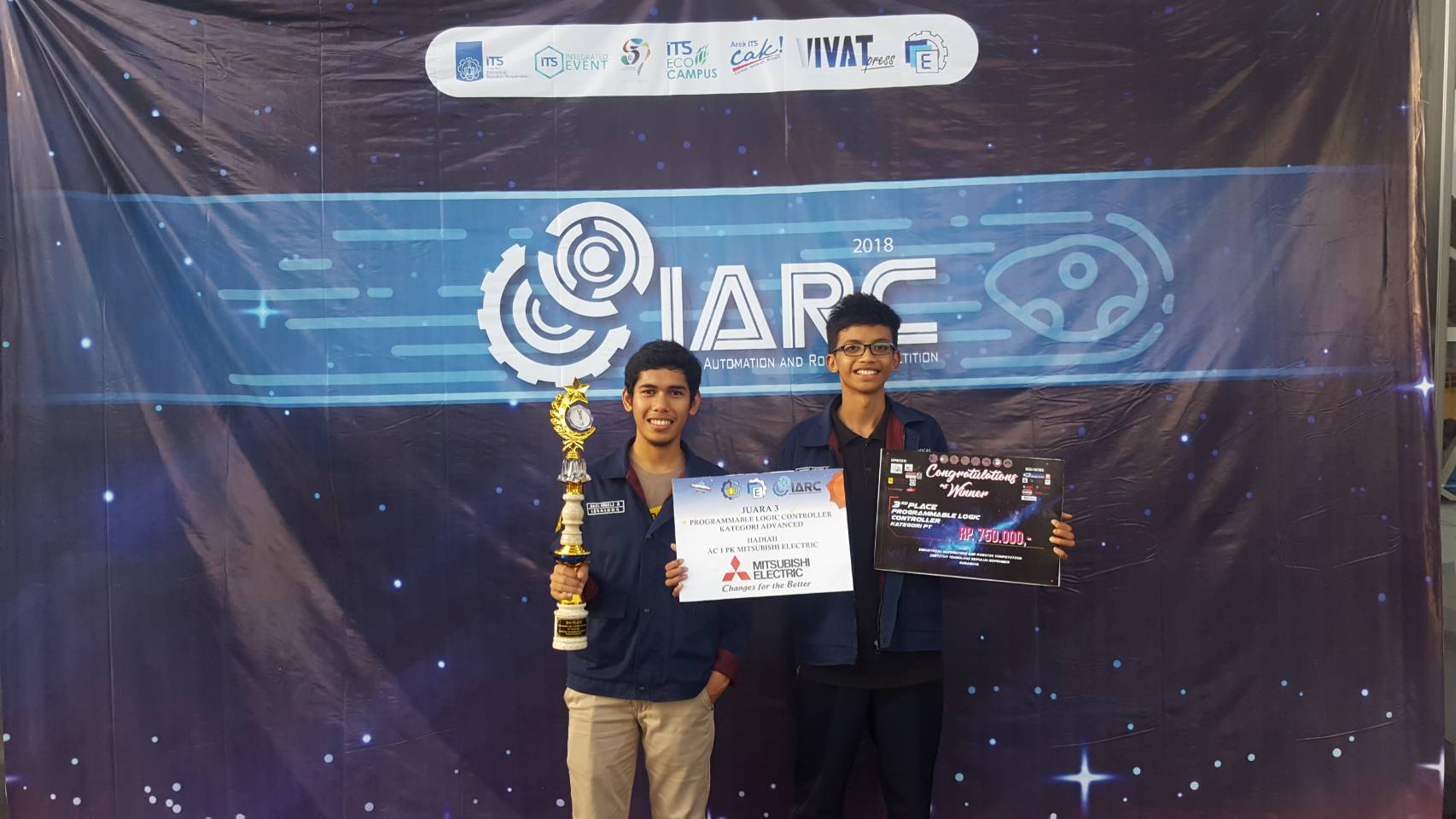 Vyatra PLC Team Juara 3 PLC Advance Programming di ITS Surabaya