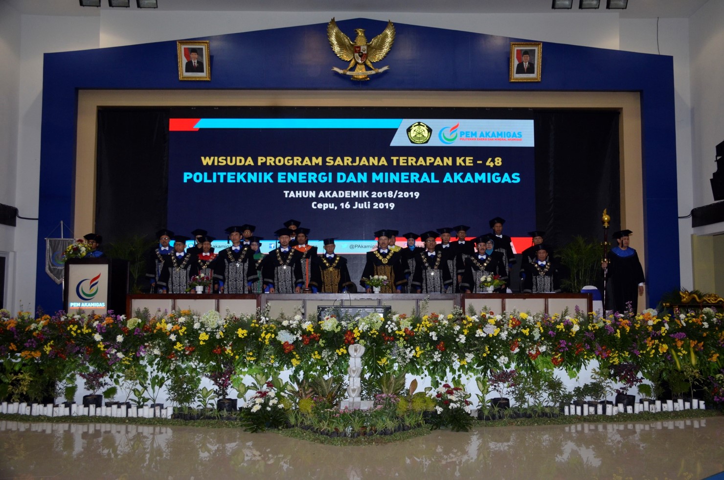 Wisuda Program Sarjana Terapan Ke-48 PEM Akamigas Tahun Akademik 2018/2019