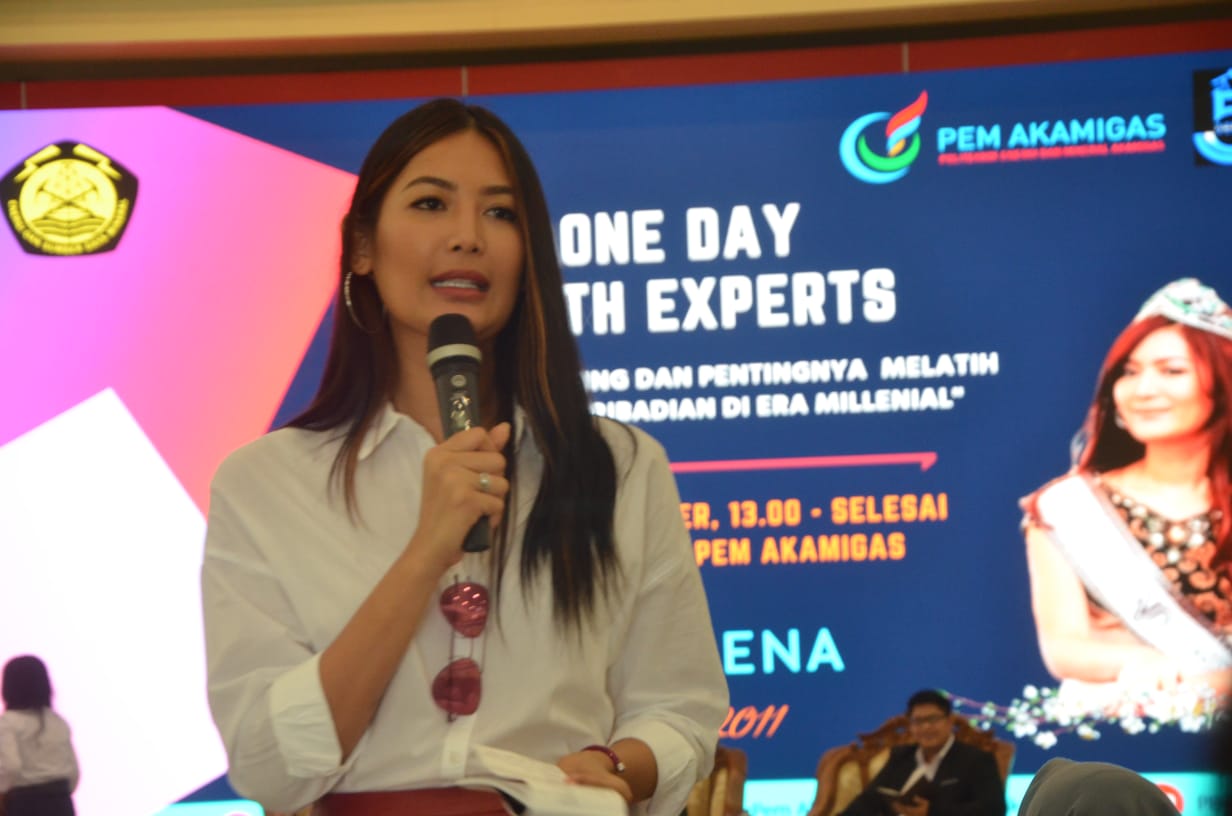 Maria Selena, “Menjadi Diri Sendiri adalah Public Speaking Terbaik”