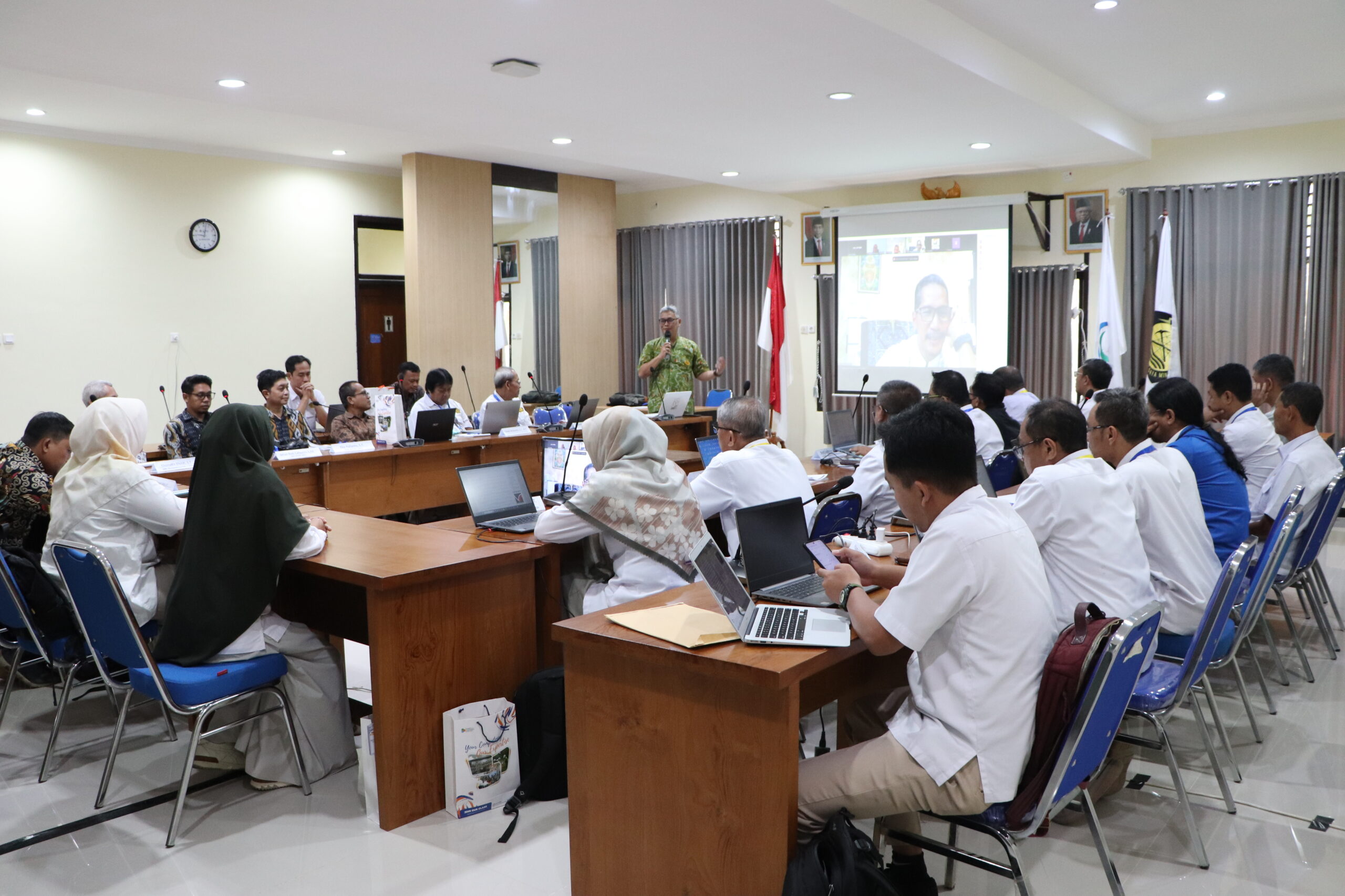 Pengajarpun Harus Kompeten di Bidangnya